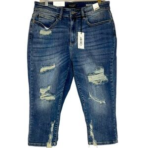 Judy Blue Skinny Fit Capri 14W